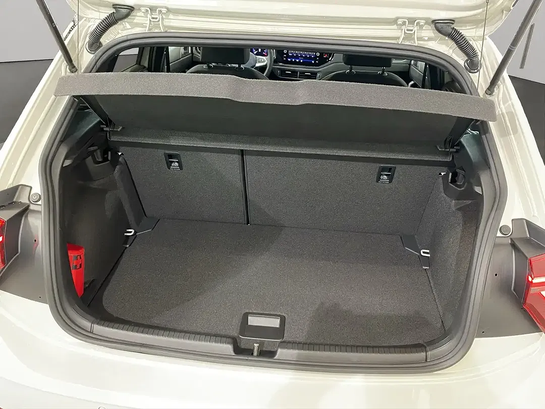 Volkswagen Polo - Thumbnail 9