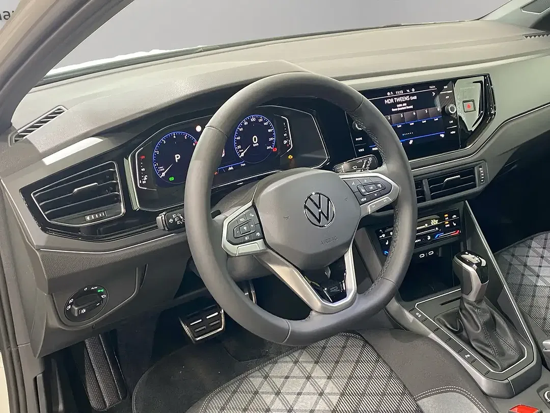 Volkswagen Polo - Thumbnail 3