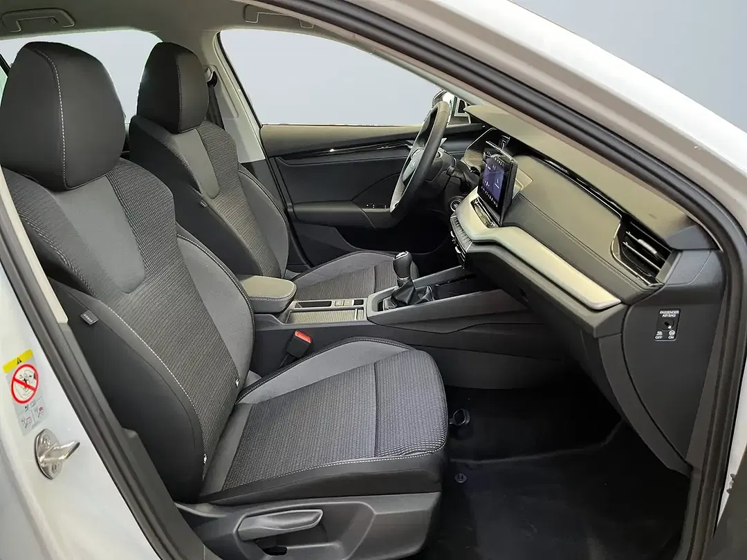 Skoda Octavia - Thumbnail 9