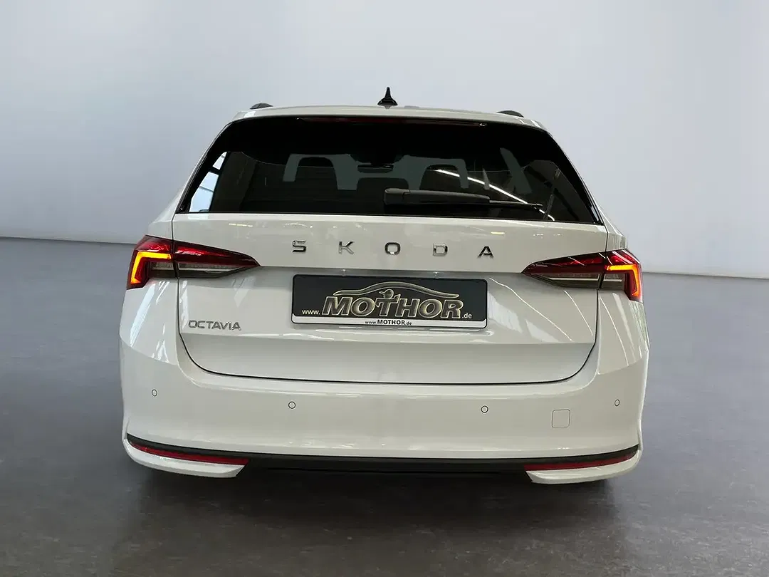 Skoda Octavia - Thumbnail 4