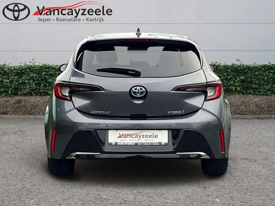 Toyota Corolla - Thumbnail 5