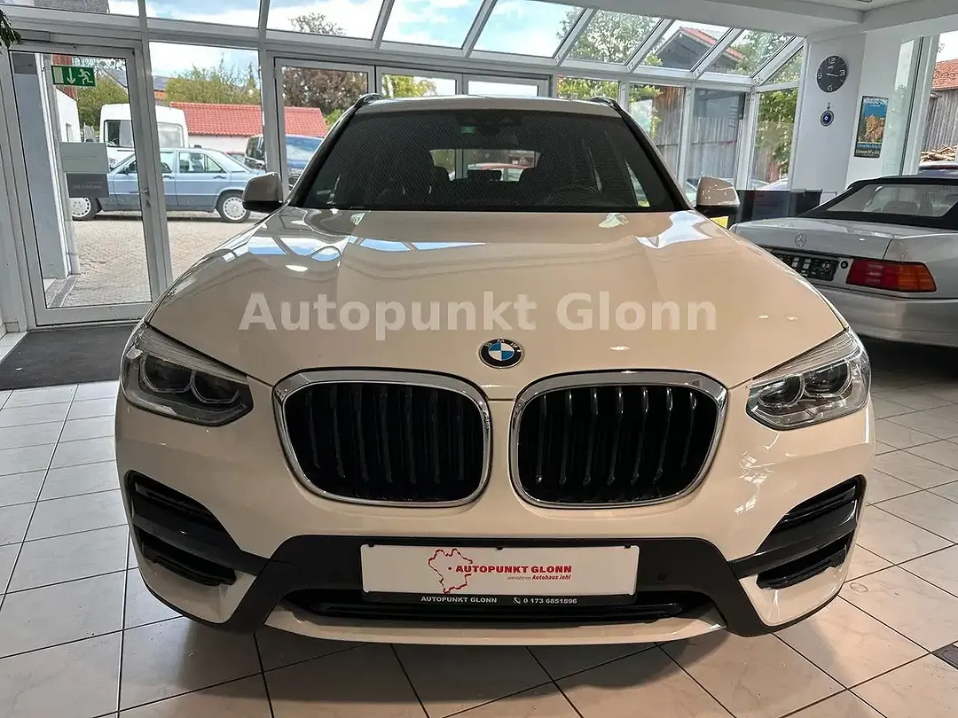BMW X3 - Thumbnail 3