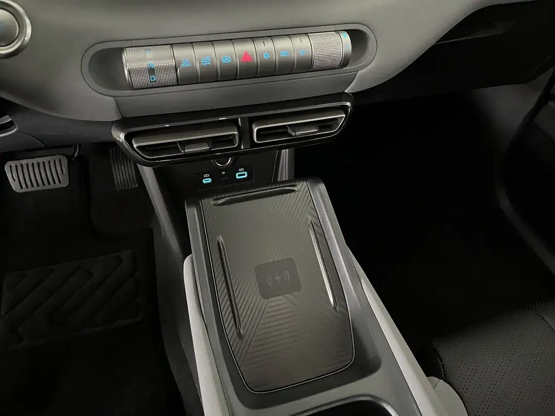 BYD Dolphin - Thumbnail 12