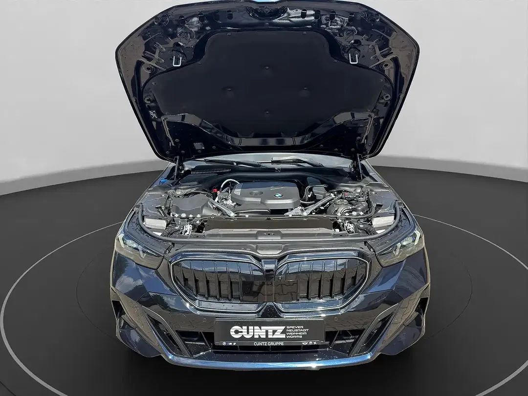 BMW 520 - Thumbnail 15