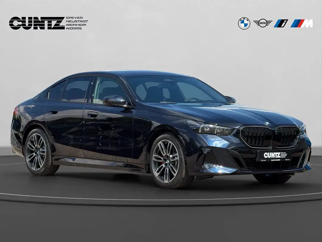 BMW 520 - Thumbnail 3