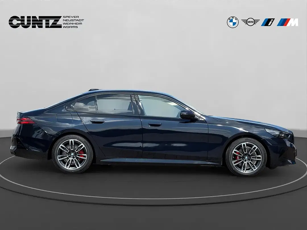 BMW 520 - Thumbnail 4