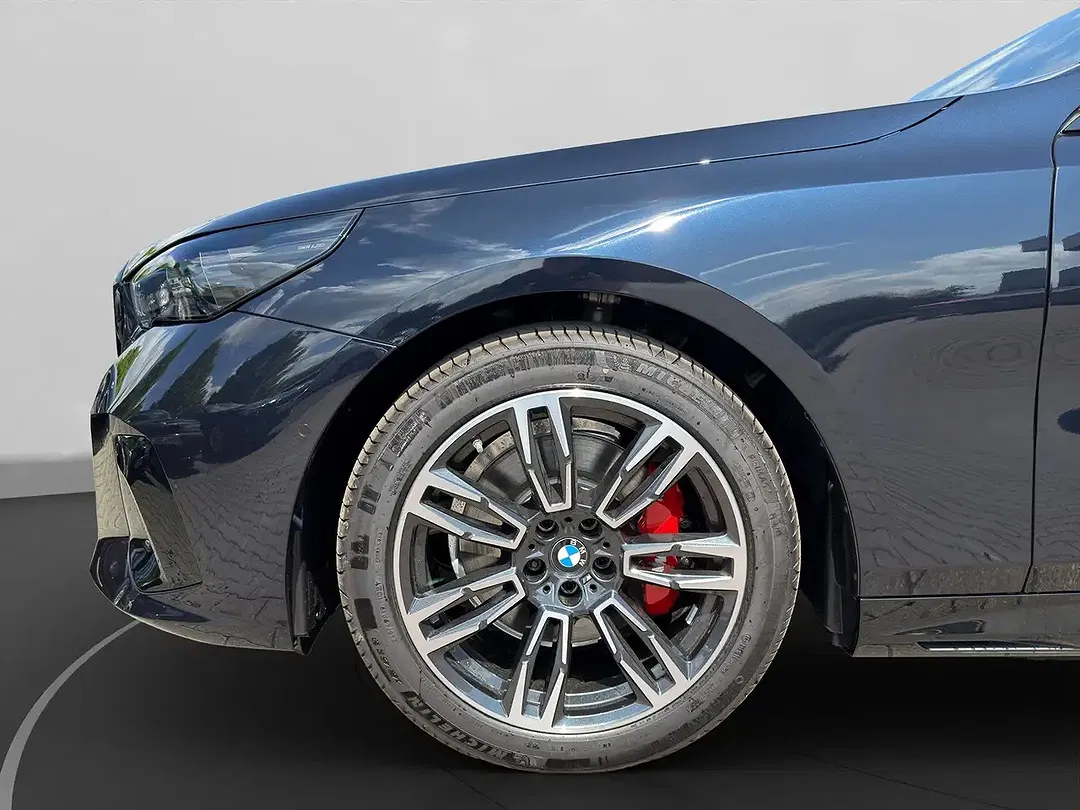 BMW 520 - Thumbnail 9