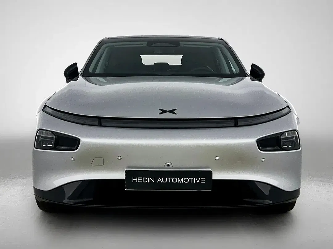 Xpeng P7 - Thumbnail 3
