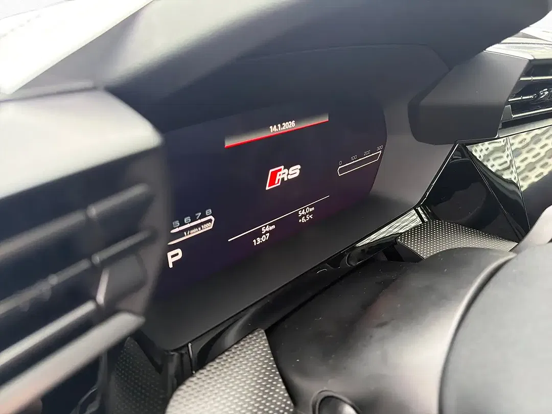 Audi RS3 - Thumbnail 13