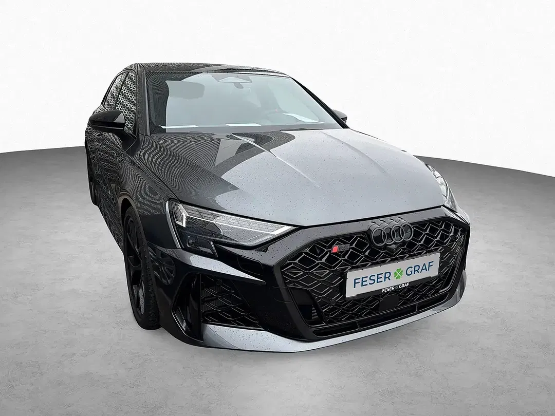 Audi RS3 - Thumbnail 3