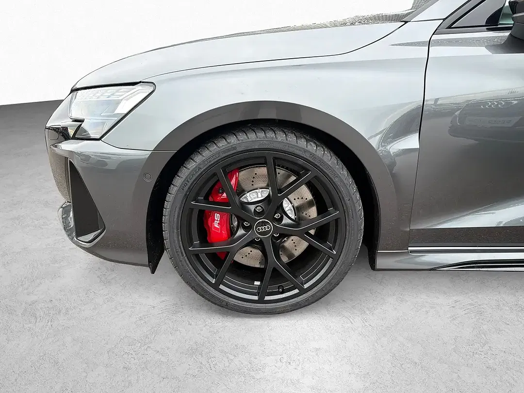 Audi RS3 - Thumbnail 4
