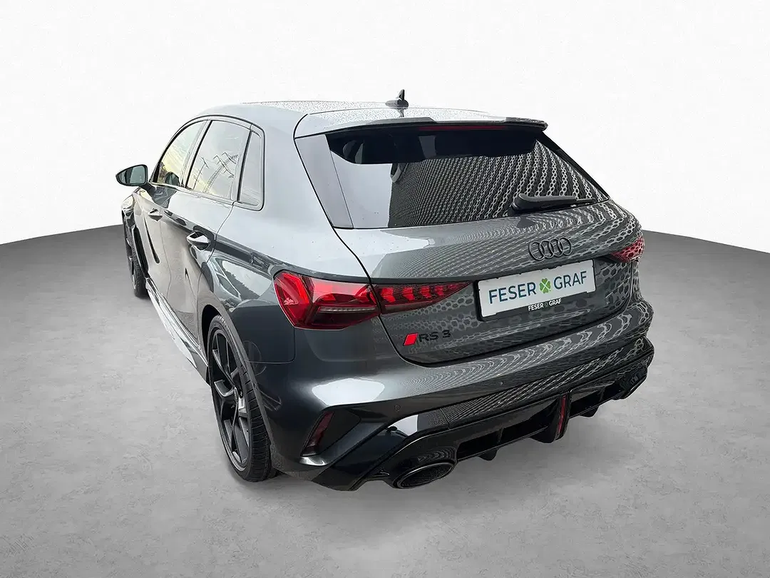 Audi RS3 - Thumbnail 5
