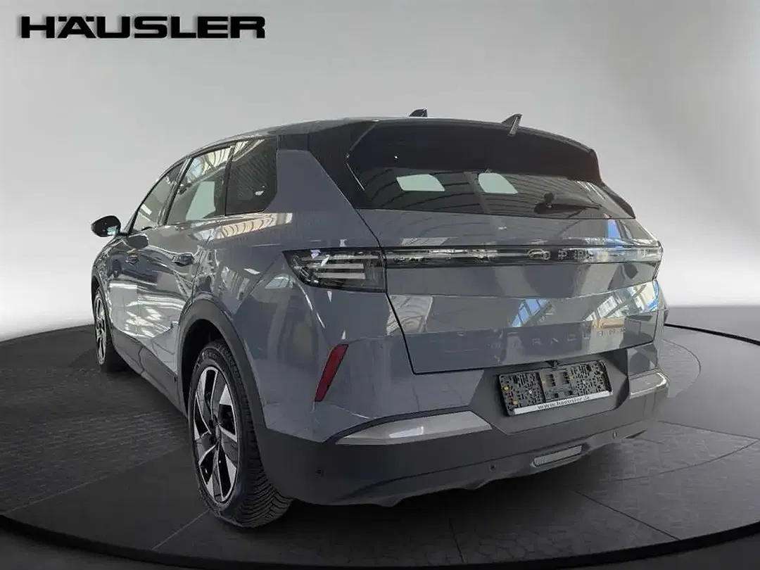 Opel Grandland X - Thumbnail 2