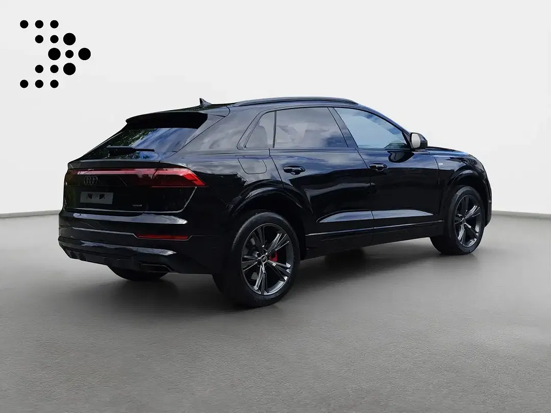 Audi Q8 - Thumbnail 1