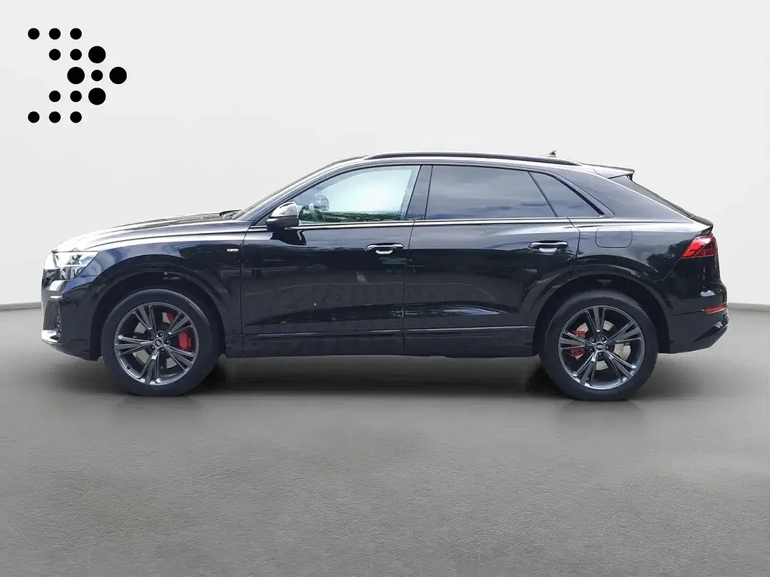 Audi Q8 - Thumbnail 2