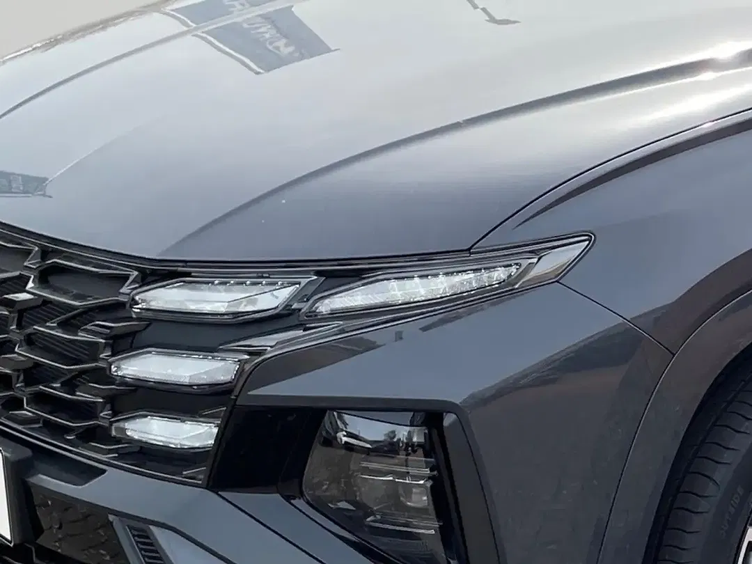 Hyundai TUCSON - Thumbnail 5