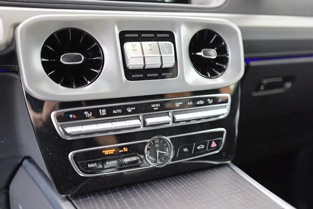 Mercedes-Benz G 500 - Thumbnail 12