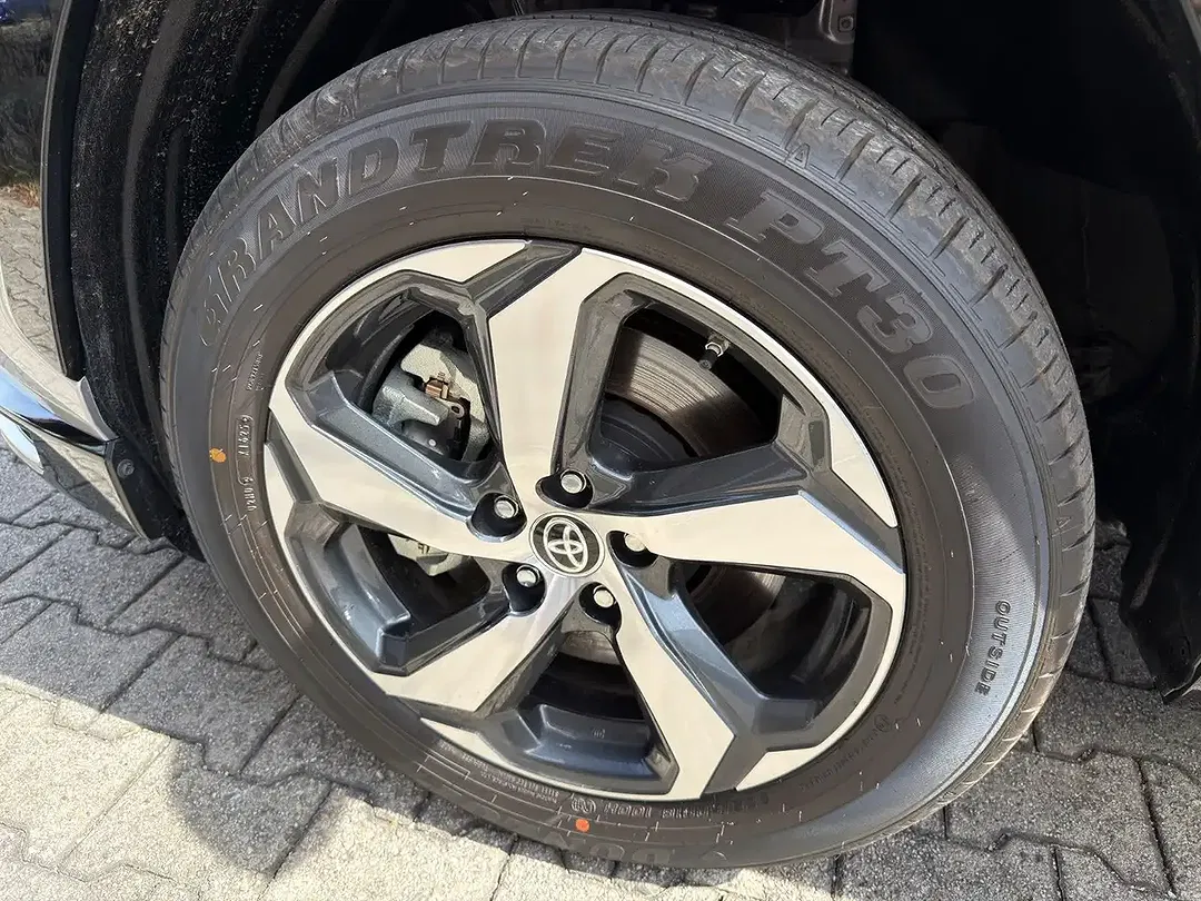 Toyota RAV 4 - Thumbnail 16