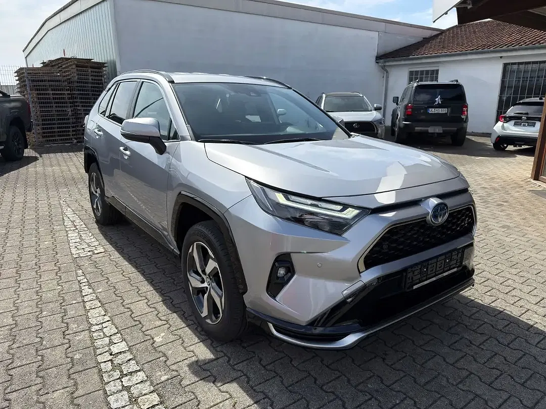 Toyota RAV 4 - Thumbnail 4