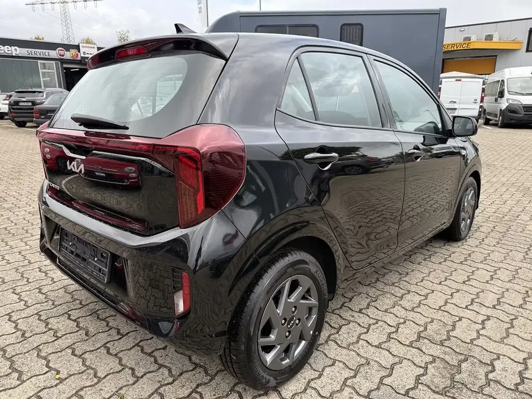 Kia Picanto - Thumbnail 5