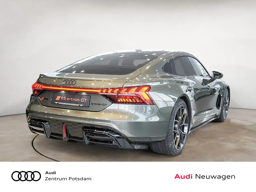 Audi RS e-tron GT - Thumbnail 3
