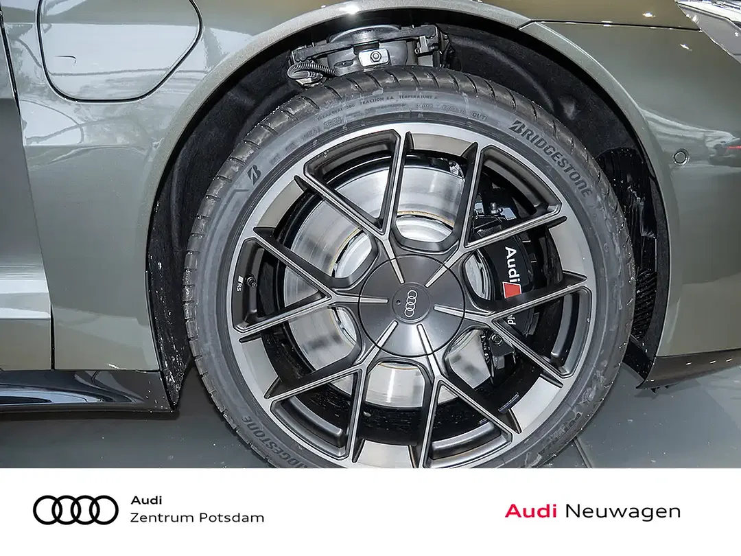 Audi RS e-tron GT - Thumbnail 6