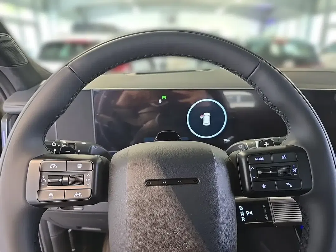 Hyundai SANTA FE - Thumbnail 11