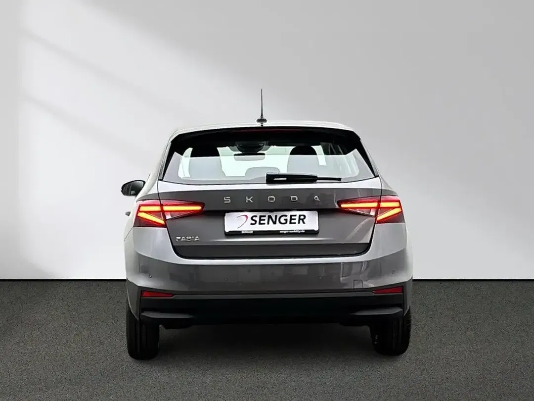 Skoda Fabia - Thumbnail 4