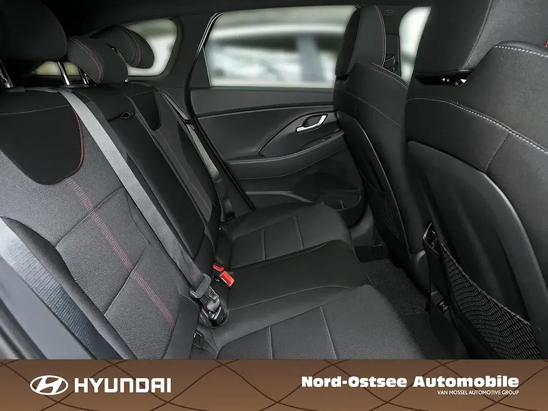 Hyundai i30 - Thumbnail 13
