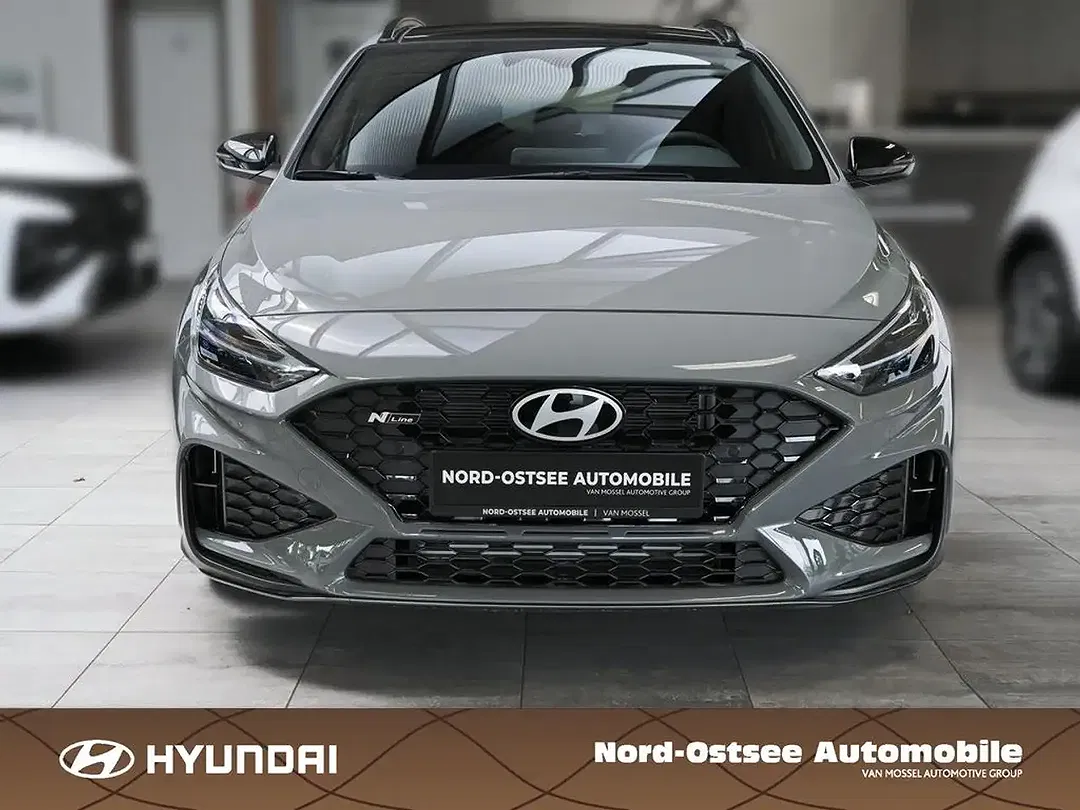 Hyundai i30 - Thumbnail 2