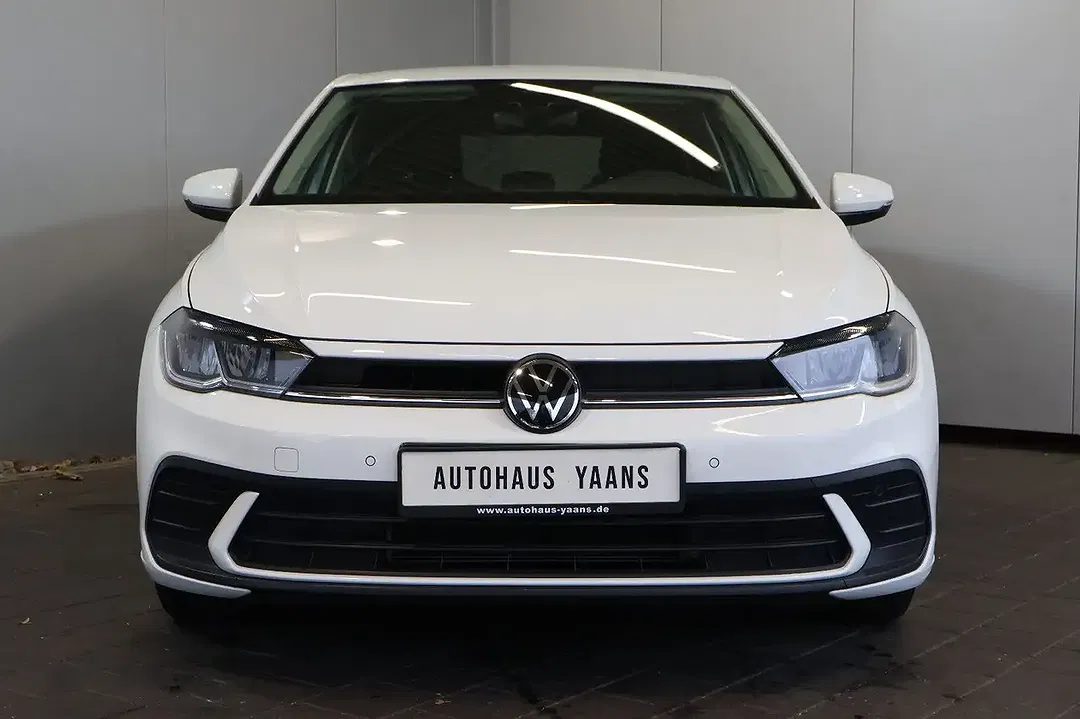 Volkswagen Polo - Thumbnail 2