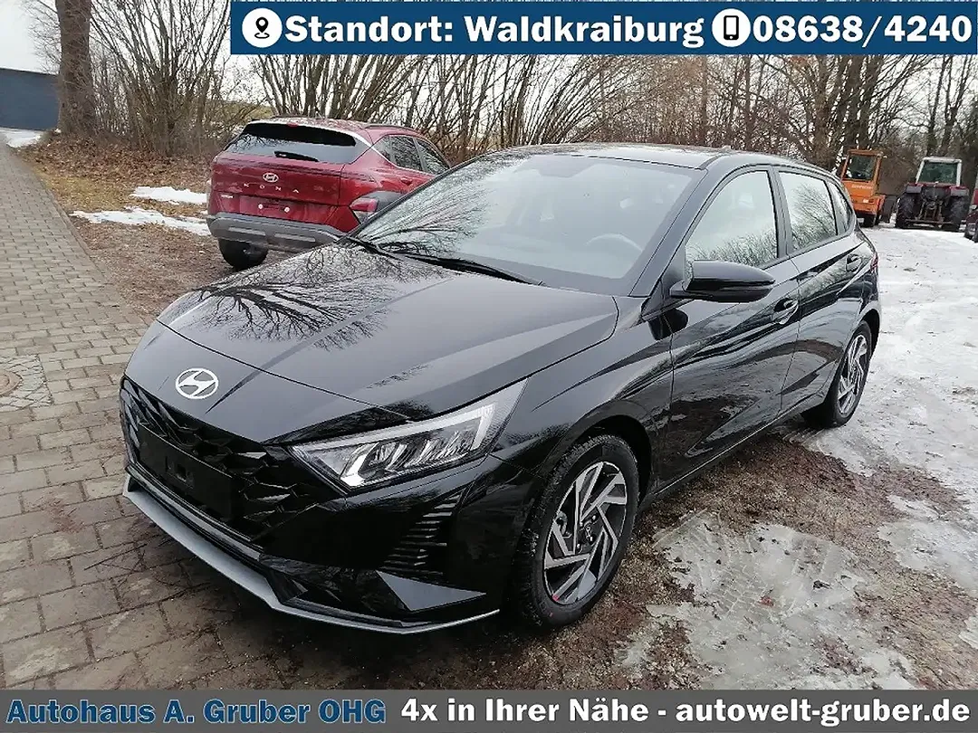 Hyundai i20 - Thumbnail 3