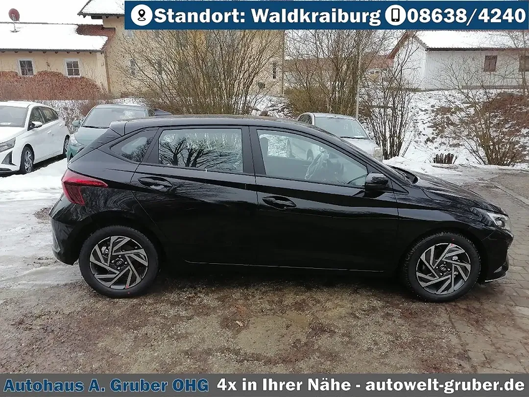 Hyundai i20 - Thumbnail 9