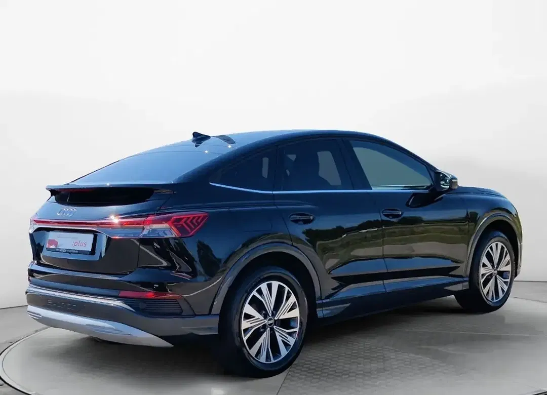 Audi Q4 e-tron - Thumbnail 6