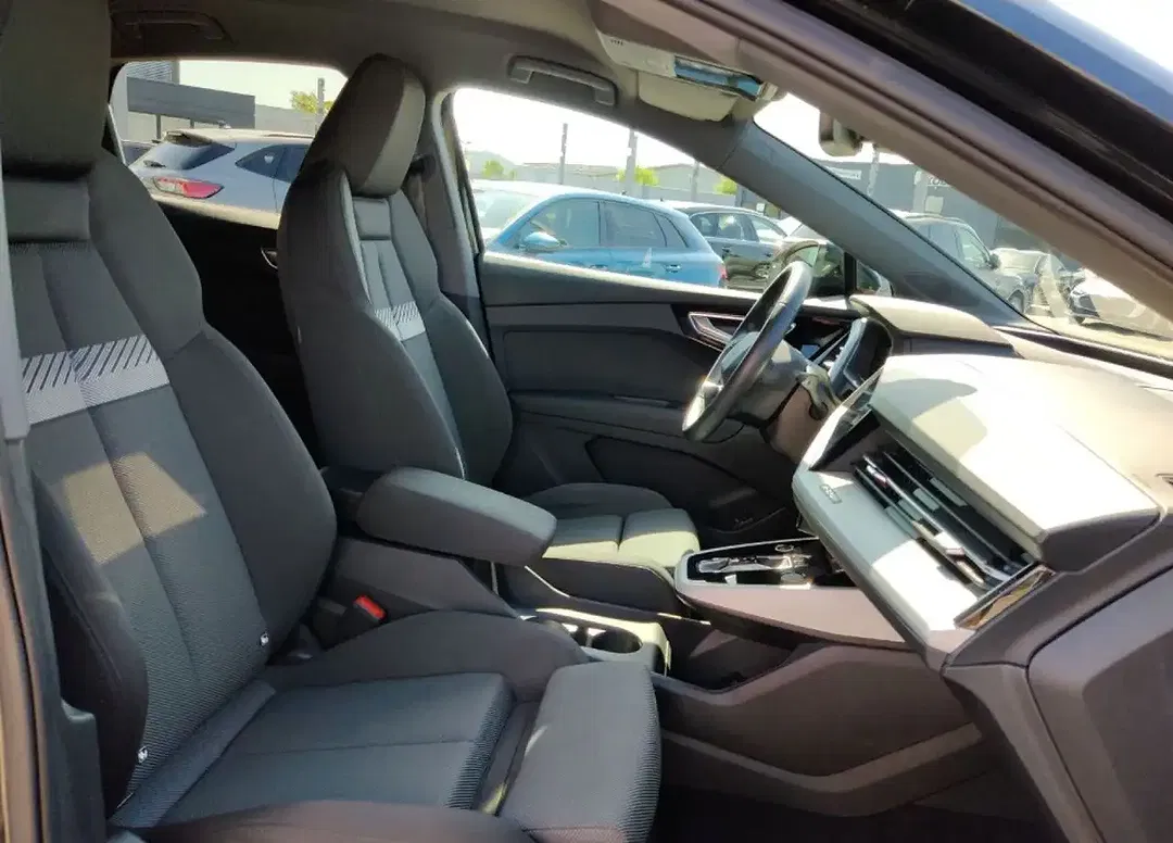 Audi Q4 e-tron - Thumbnail 9