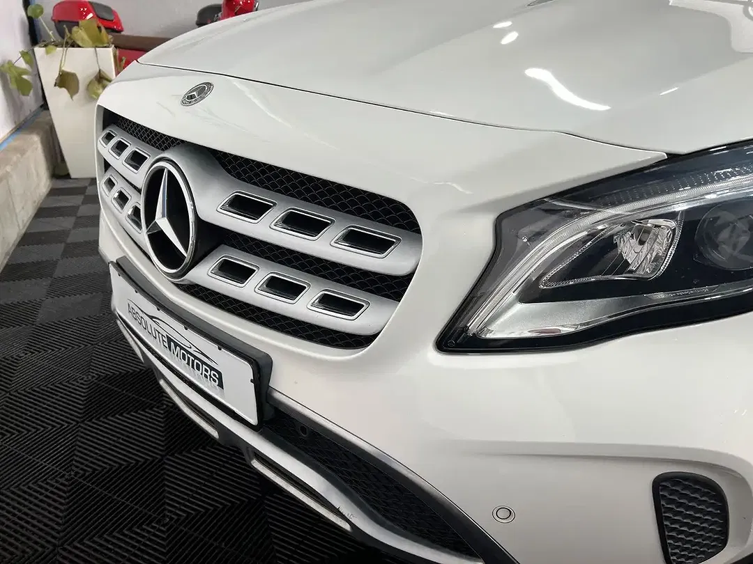 Mercedes-Benz GLA 180 - Thumbnail 12