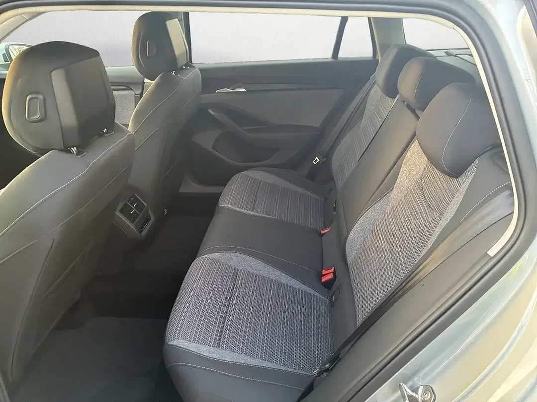 Skoda Superb - Thumbnail 11