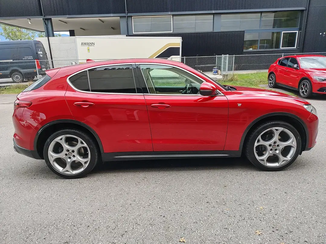 Alfa Romeo Stelvio - Thumbnail 6