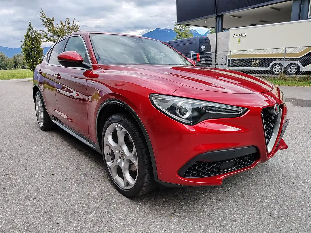Alfa Romeo Stelvio - Thumbnail 7