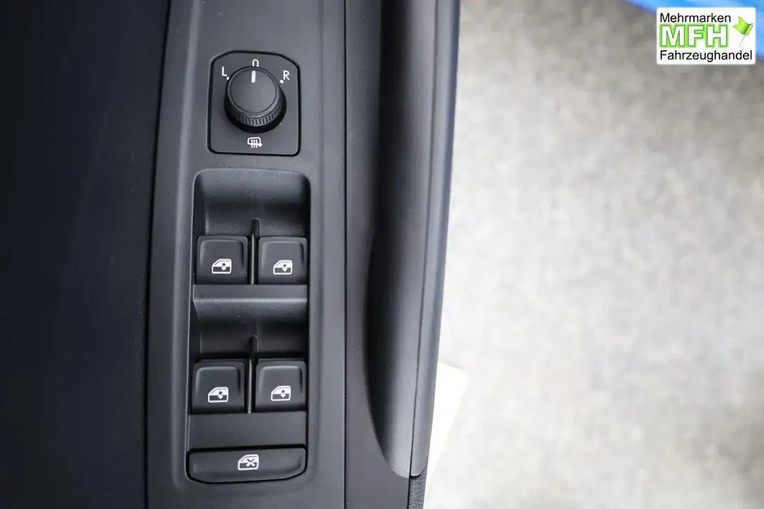 Skoda Fabia - Thumbnail 8