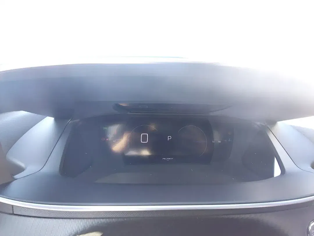 Peugeot 2008 - Thumbnail 14