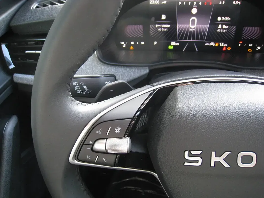 Skoda Scala - Thumbnail 13