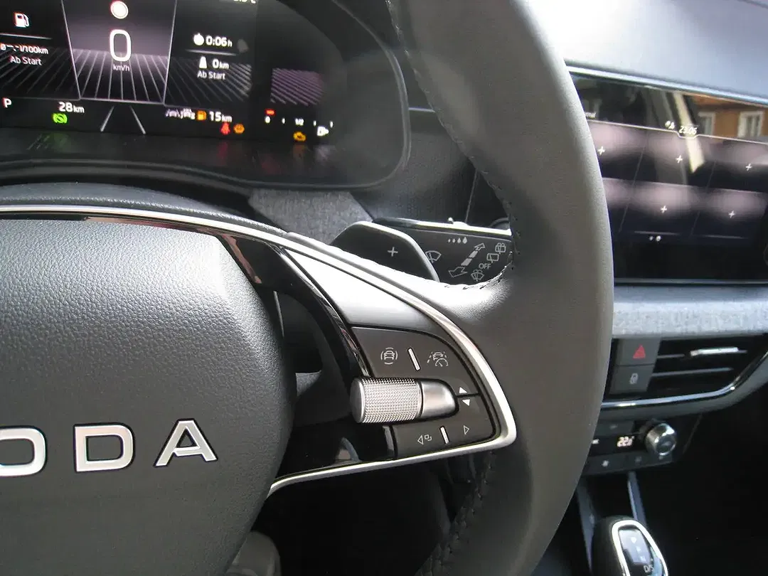 Skoda Scala - Thumbnail 14