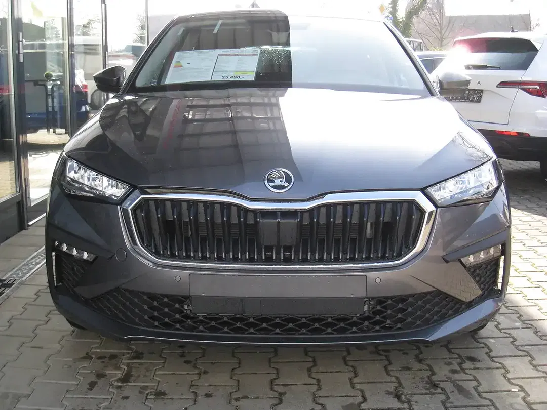 Skoda Scala - Thumbnail 4