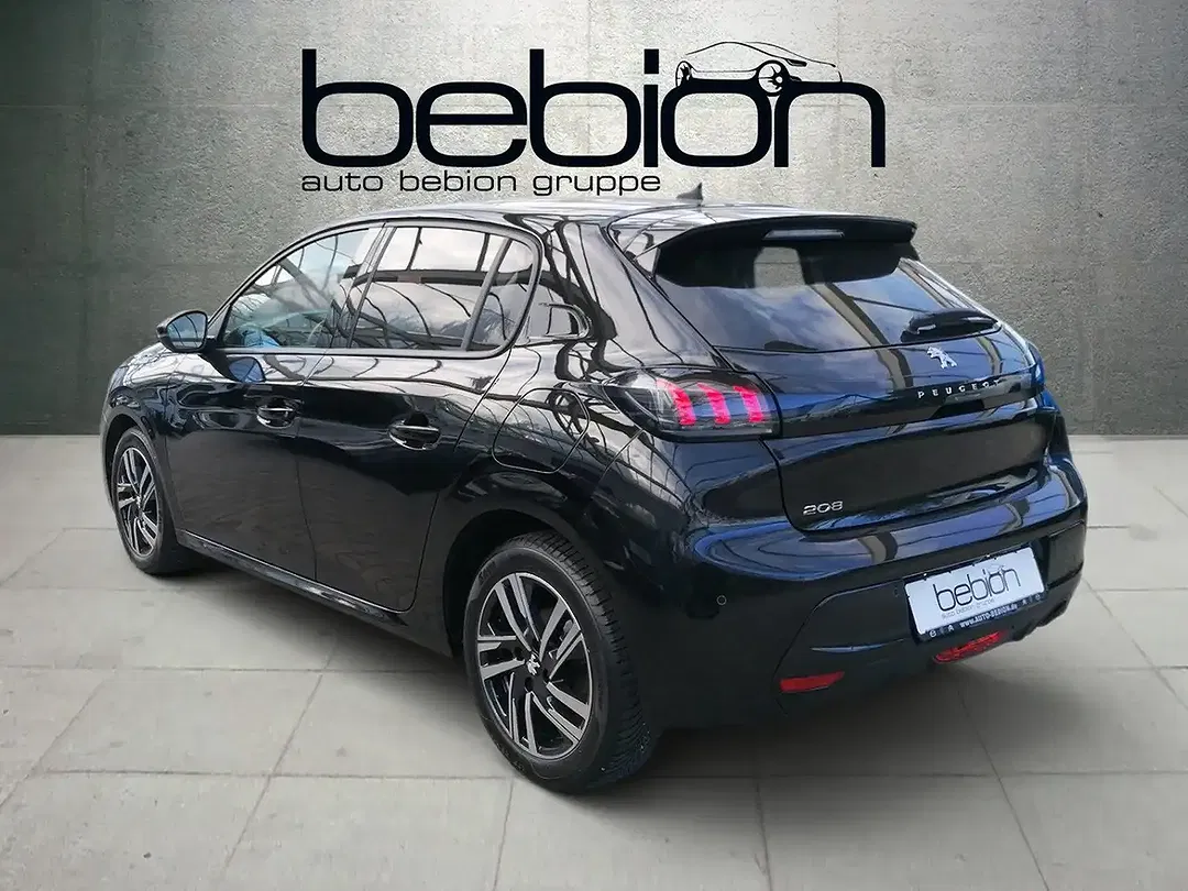 Peugeot 208 - Thumbnail 10