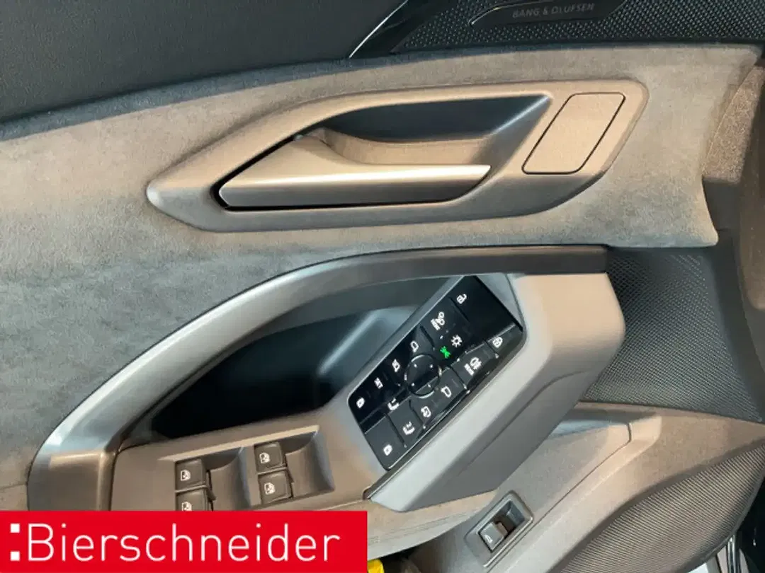 Audi SQ5 - Thumbnail 8