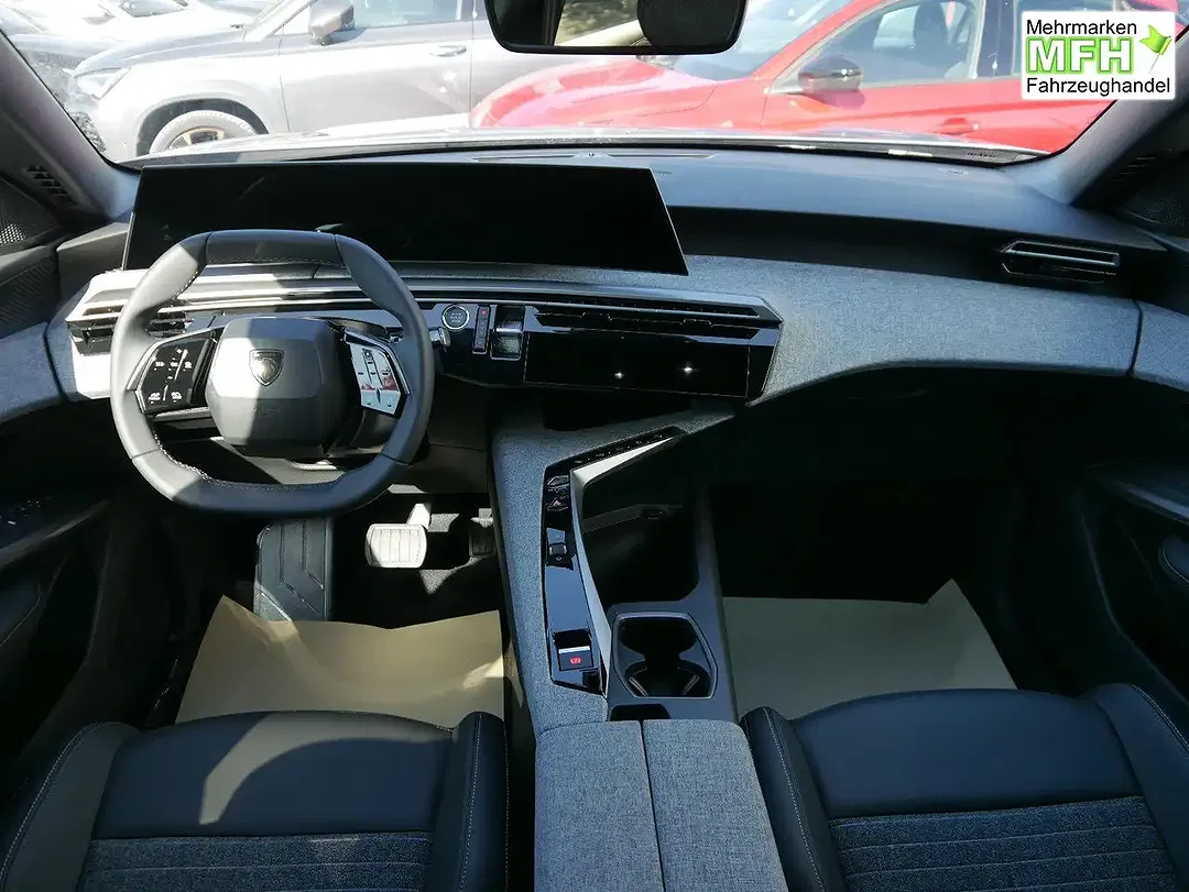 Peugeot 3008 - Thumbnail 10