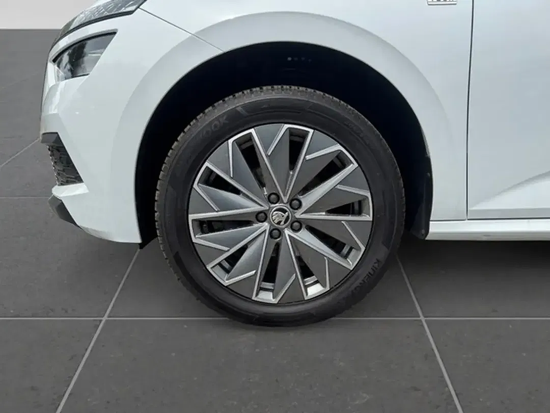 Skoda Kamiq - Thumbnail 9