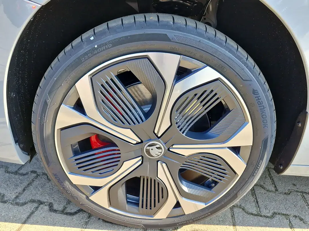 Skoda Octavia - Thumbnail 13
