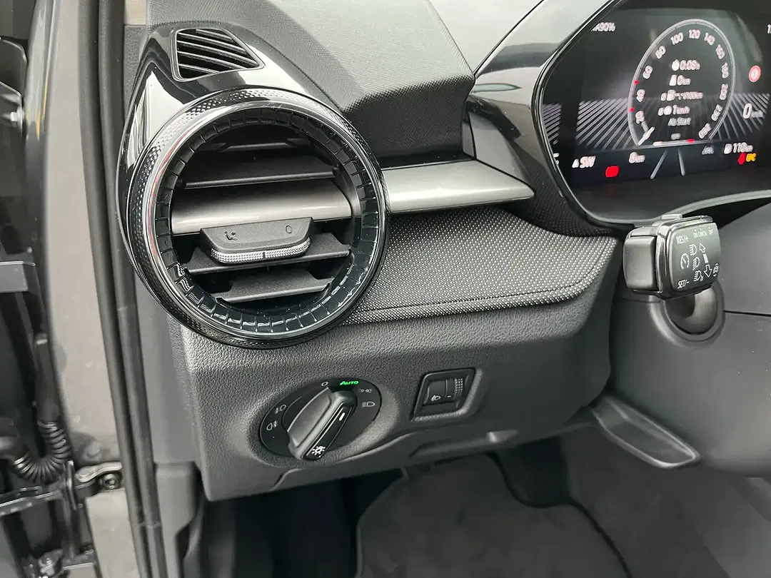 Skoda Fabia - Thumbnail 12